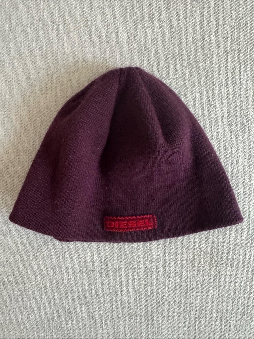 Rare Diesel  Deep Burgundy Knit Beanie with Red Logo Made in Italy